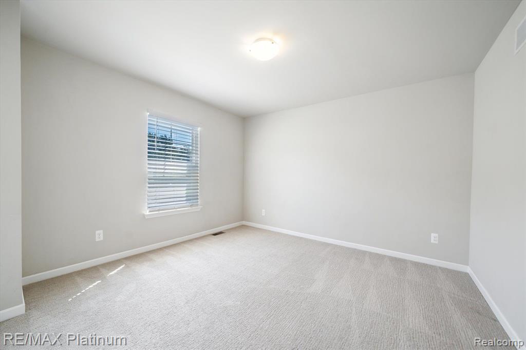 4465 Daniel, Grand Blanc, MI 48439 — Photo 15