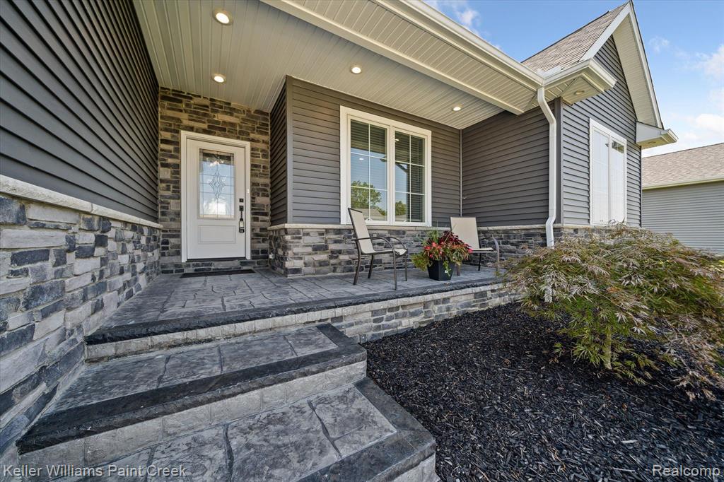 7804 Yorkshire Drive, Almont, MI 48003 — Photo 6