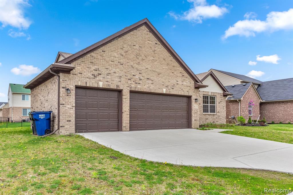 8123 N HUBBARD Road, Westland, MI — Photo 3