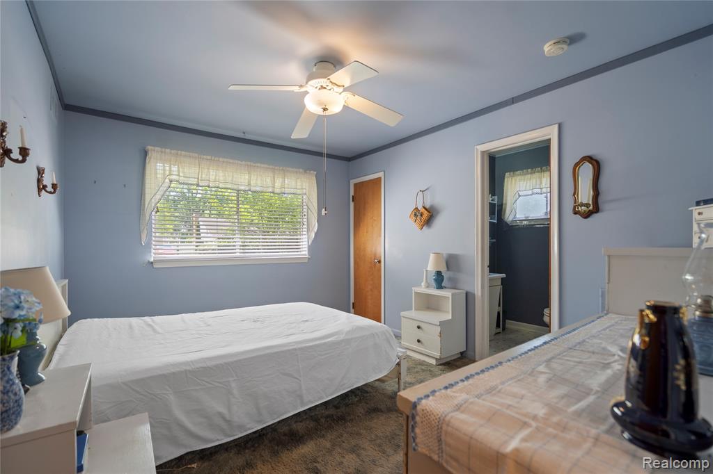 4030 Letart Avenue, Waterford, MI 48329 — Photo 11