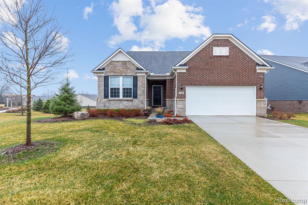 3995 ASHDALE Way, Clarkston, MI 48348 — Photo 2