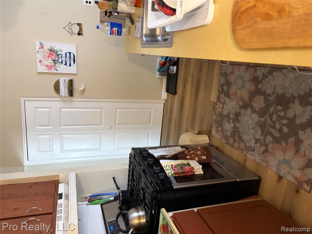 830 S Venoy Road, Westland, MI 48186 — Photo 10