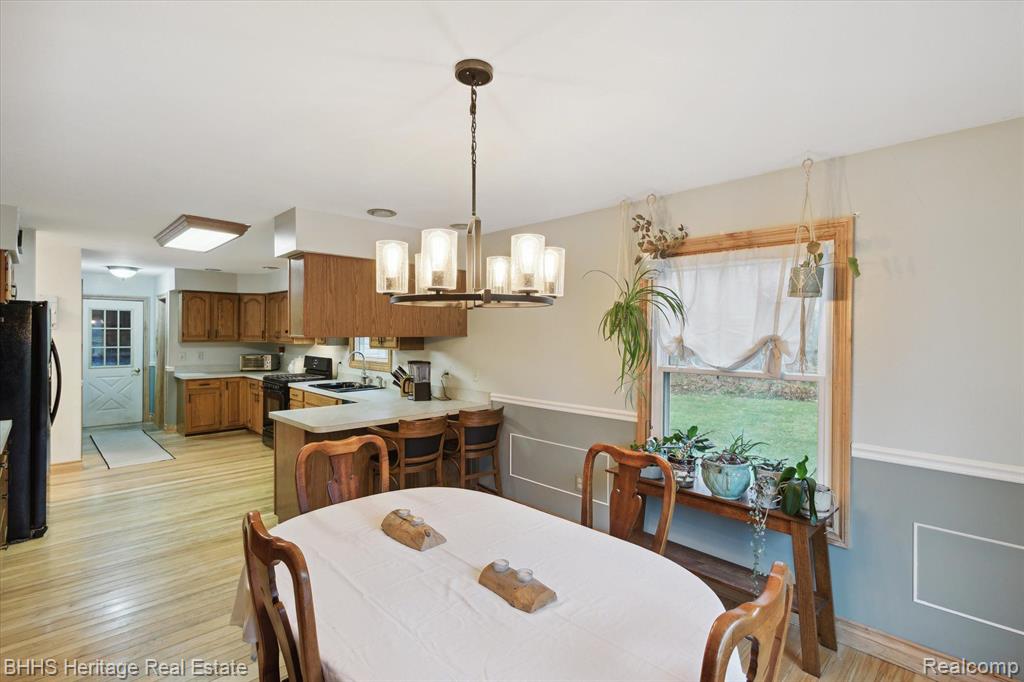 5904 W ALLEN Road, Fowlerville, MI 48836 — Photo 12