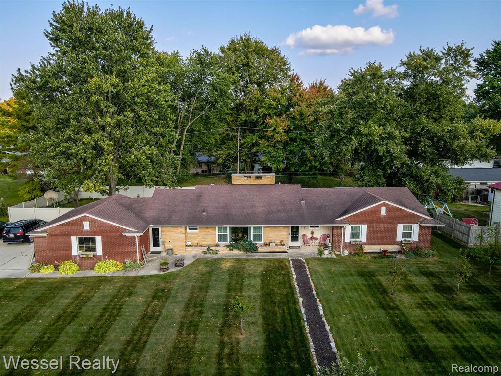 530 N GLASSFORD Street, Capac, MI 48014 — Photo 2