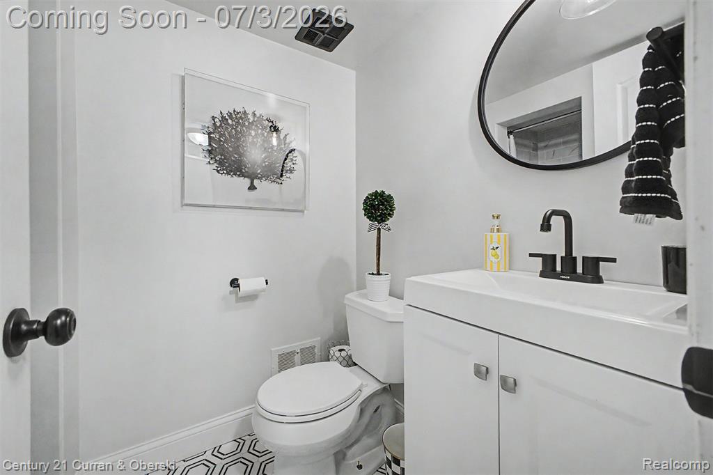 42299 Sunnydale Lane, Northville, MI 48168 — Photo 33