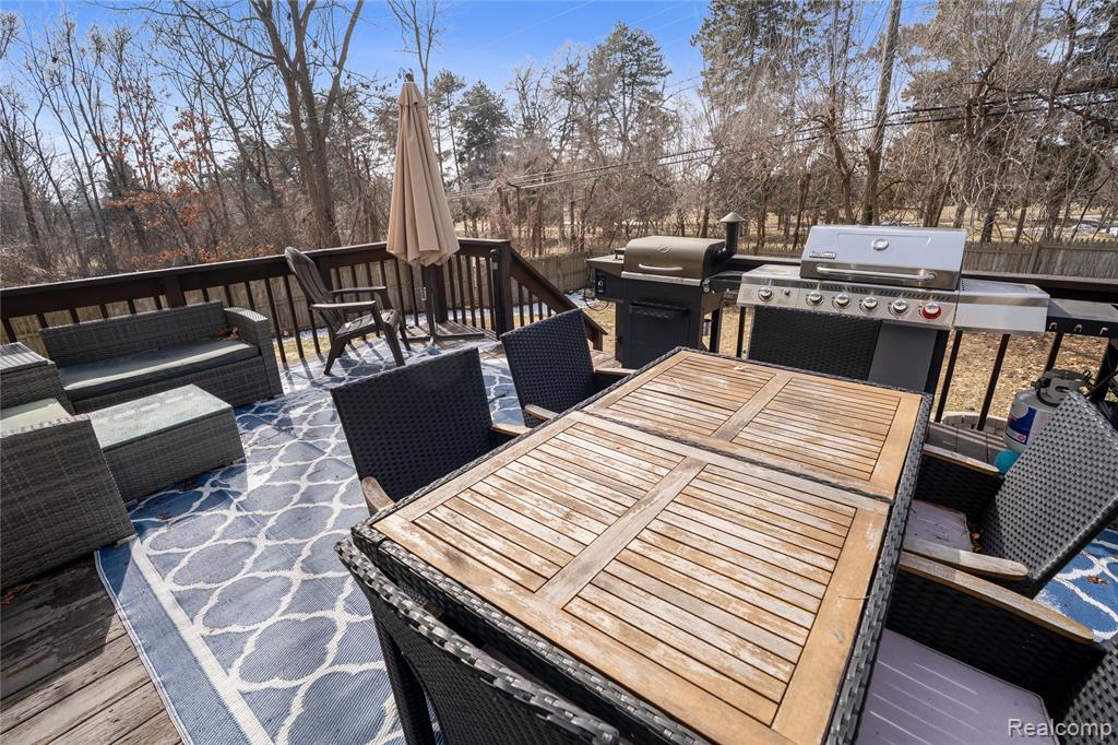 7093 Rolling Hills Drive, Waterford, MI 48327 — Photo 24