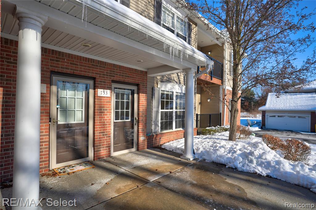 753 Eagle Drive, Fenton, MI 48430 — Photo 5