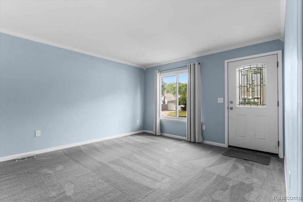 2519 Buckingham Avenue, Berkley, MI 48072 — Photo 5
