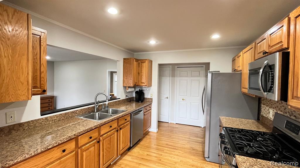 5341 WRIGHT Drive, Troy, MI 48098 — Photo 10