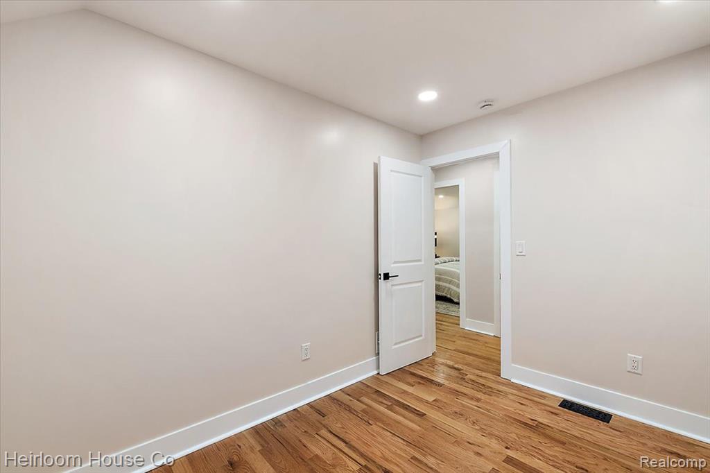3508 Parker Street, Detroit, MI 48214 — Photo 33