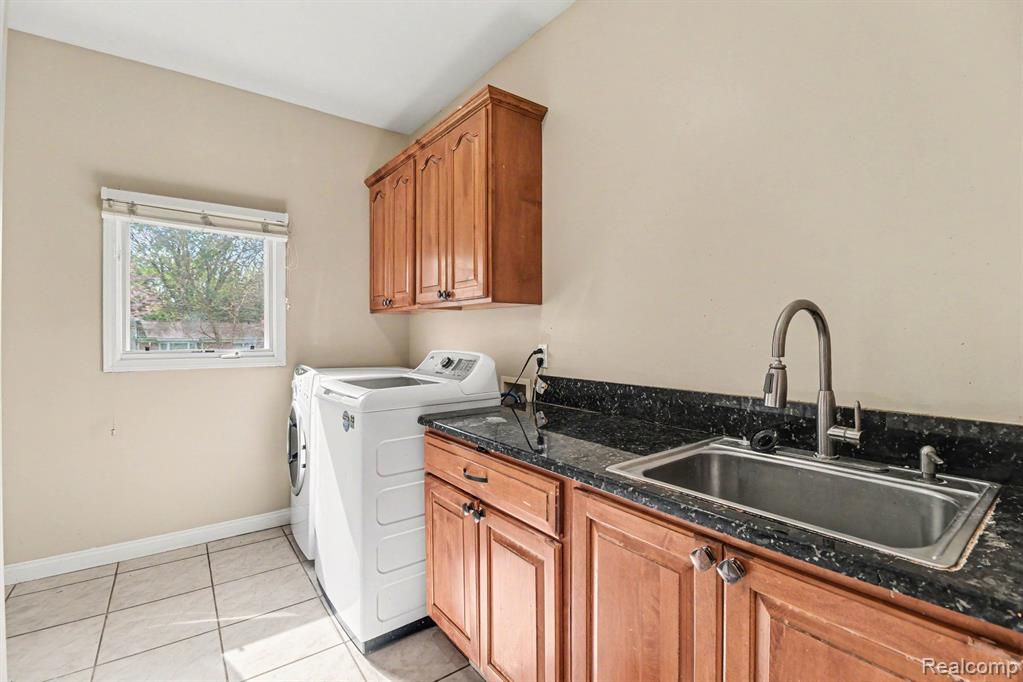 6929 Dakota Drive, Troy, MI 48098 — Photo 34