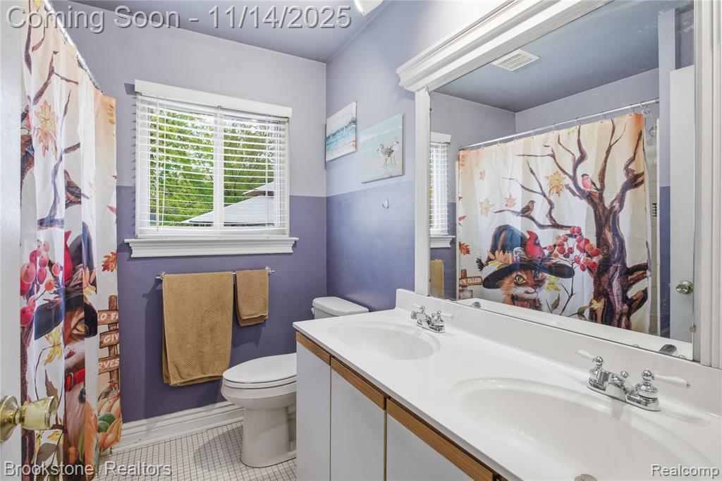875 Meadowlake Road, Canton, MI 48188 — Photo 17
