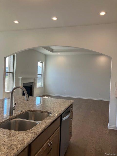 26784 FERGUSON Court, South Lyon, MI 48178 — Photo 13
