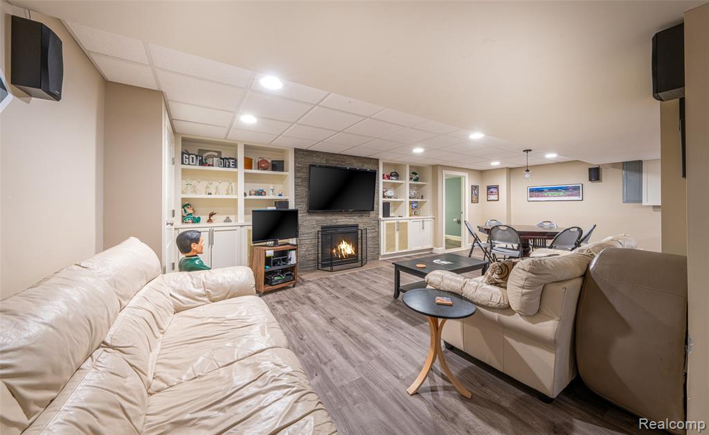 828 Westchester Road, Grosse Pointe Park, MI 48230 — Photo 46