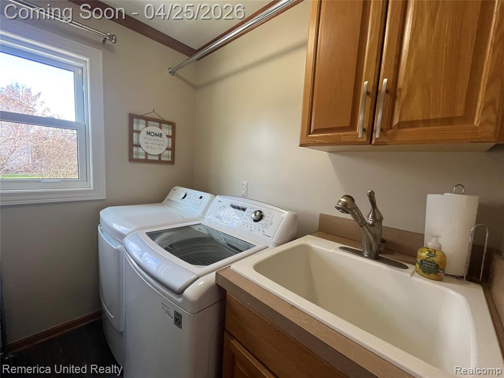2505 Foxgrove Court, Highland, MI 48356 — Photo 15