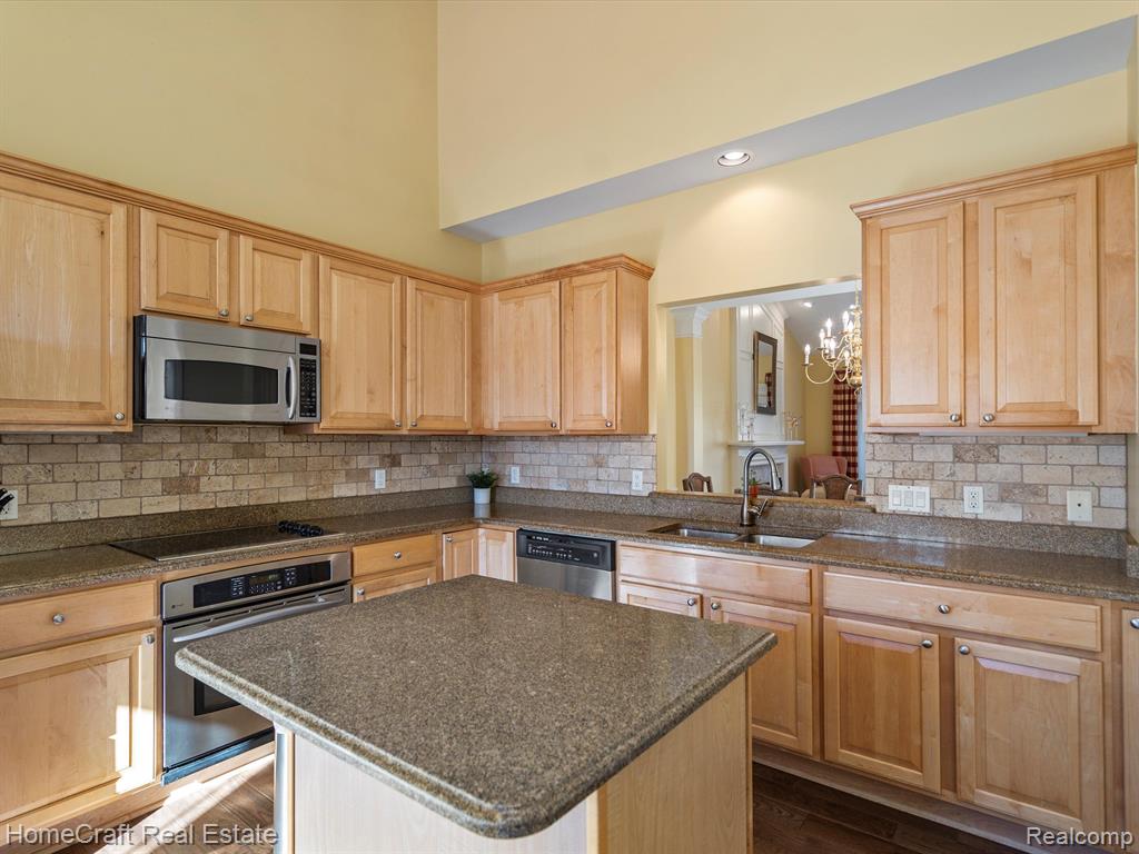 44604 ASPEN RIDGE Drive, Northville, MI 48168 — Photo 10