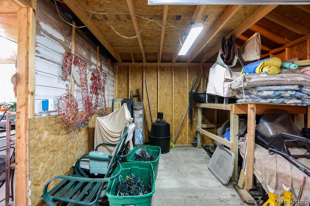 6832 Engleman, Center Line, MI 48015 — Photo 36