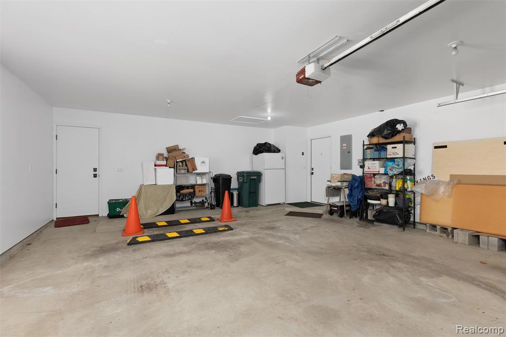 12959 Talbot Lane, Huntington Woods, MI — Photo 28