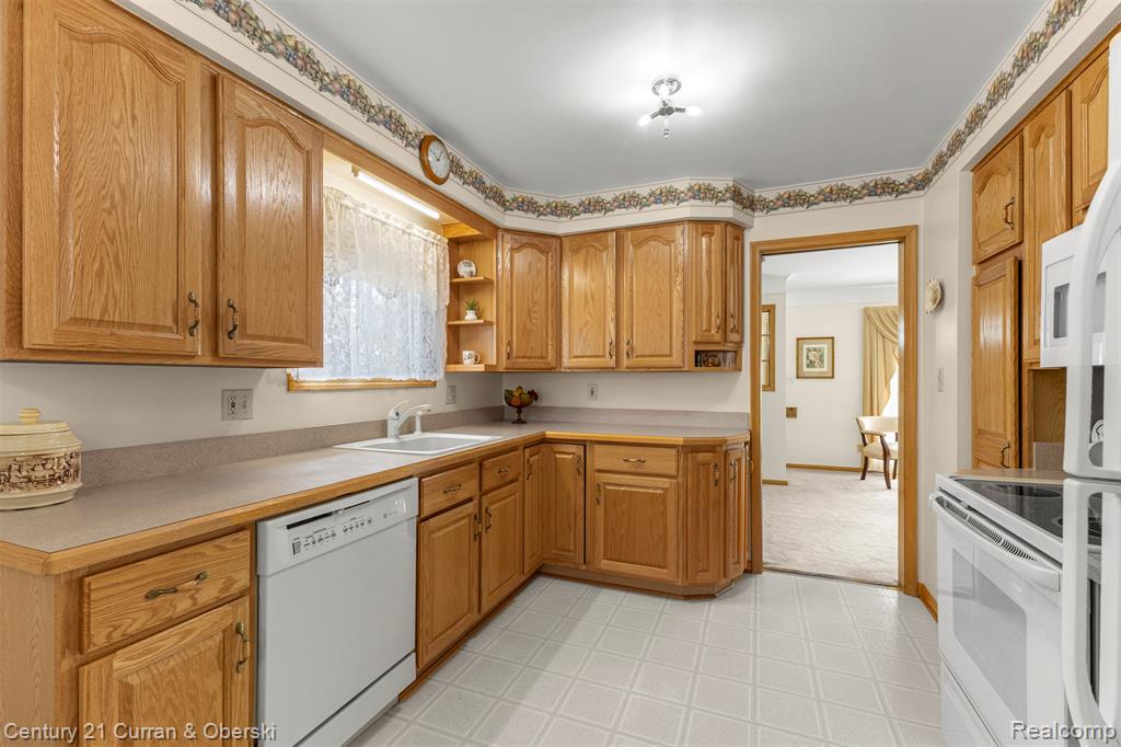8262 Vine Avenue, Allen Park, MI 48101 — Photo 22