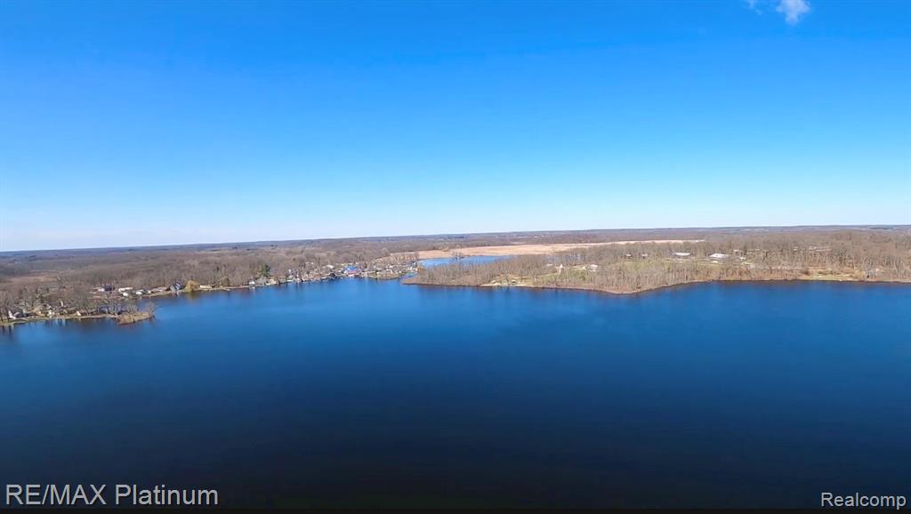 11280 Patterson Lake Dr Drive, Pinckney, MI 48169 — Photo 15