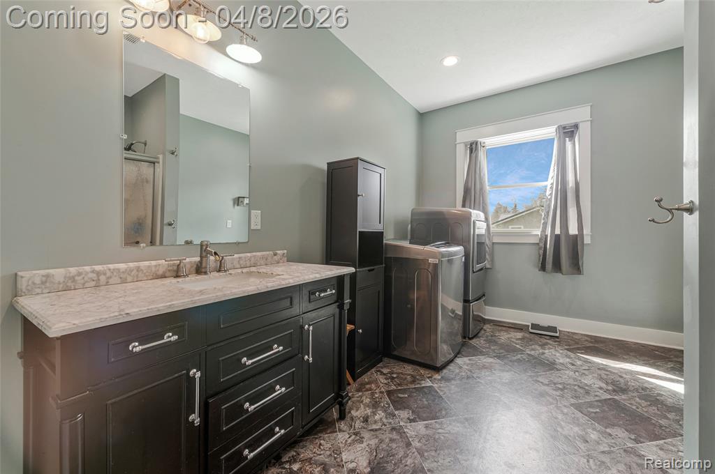 1225 E King Street, Corunna, MI 48817 — Photo 28