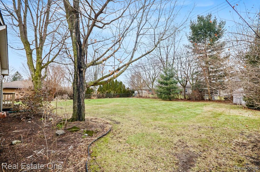 8887 Morrison Avenue, Plymouth, MI 48170 — Photo 43