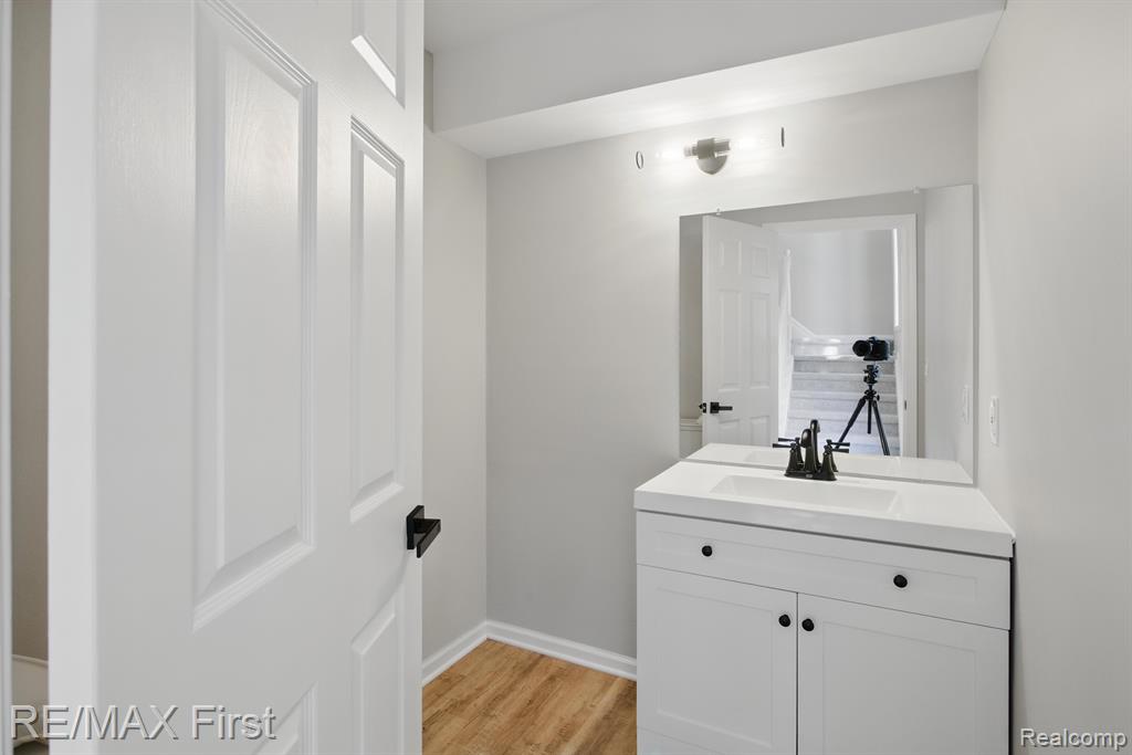 6620 RED CEDAR Lane, West Bloomfield, MI 48324 — Photo 13