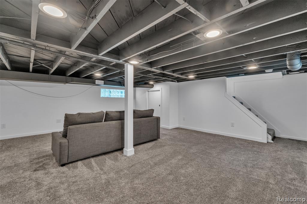 715 Gardenia Avenue, Royal Oak, MI 48067 — Photo 41