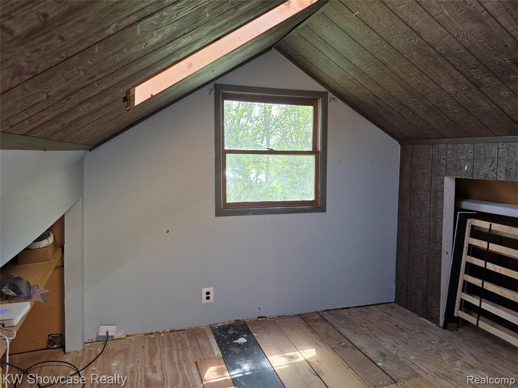 6354 Bennett Lake Road, Fenton, MI 48430 — Photo 37