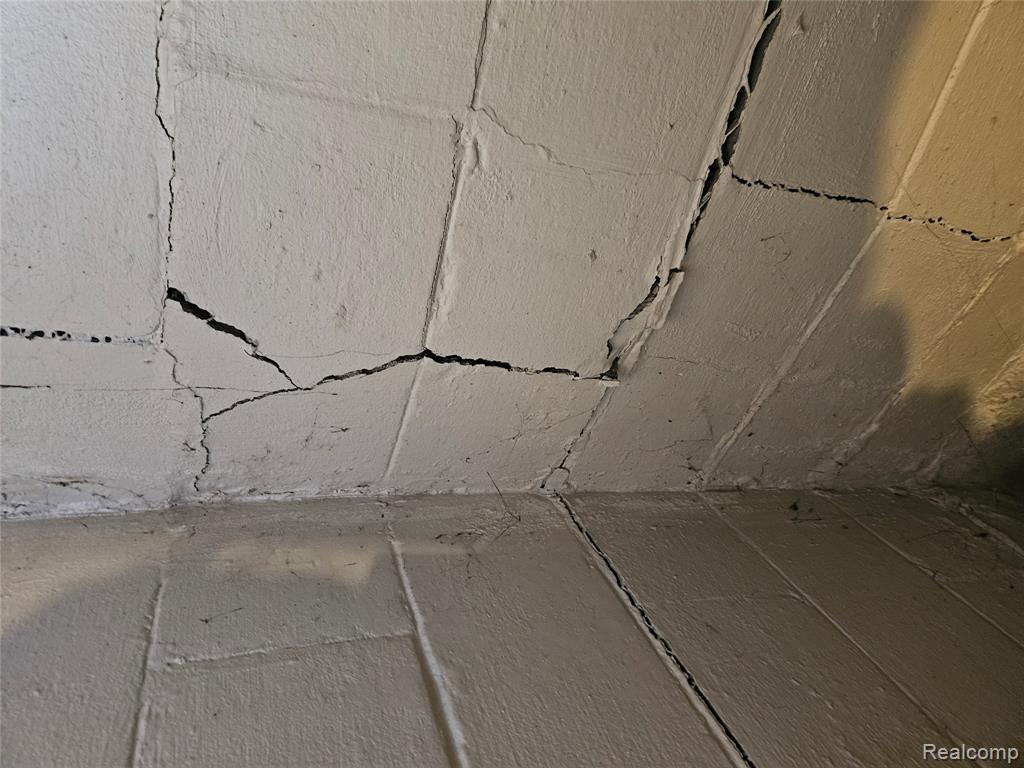 20717 MOROSS Road - Photo 3