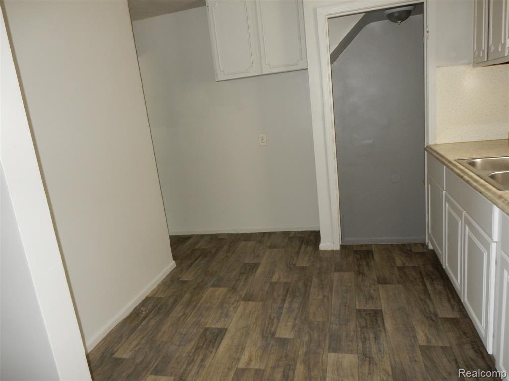 6782 Evergreen Avenue, Detroit, MI 48228 — Photo 6