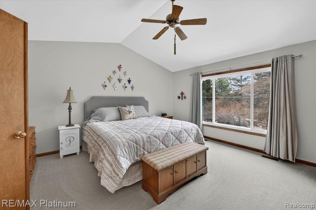 10696 Parker Court, South Lyon, MI 48178 — Photo 11