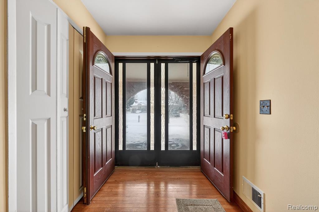 7065 Epping Drive, Canton, MI 48187 — Photo 5