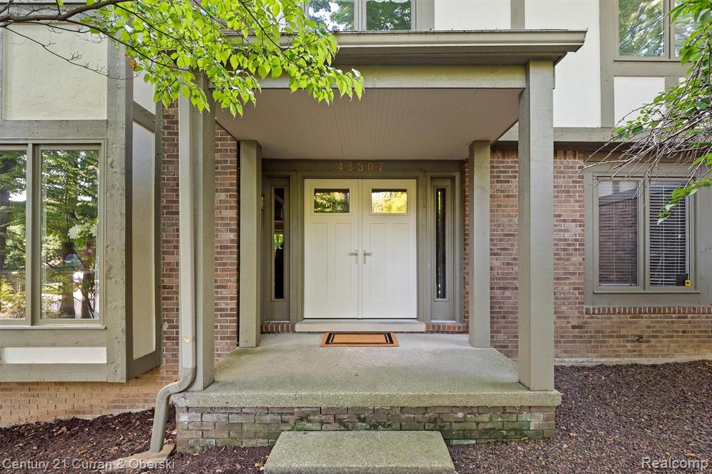 43507 Scenic Lane W, Northville, MI 48167 — Photo 3