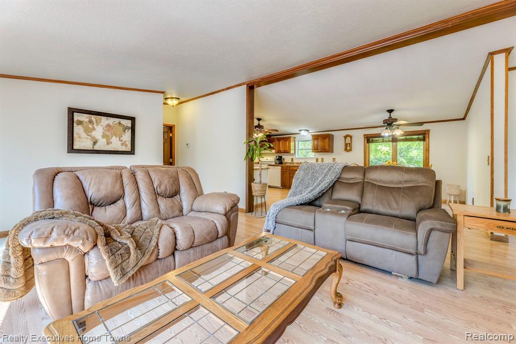5529 JEDDO Road, MI 48032 — Photo 35