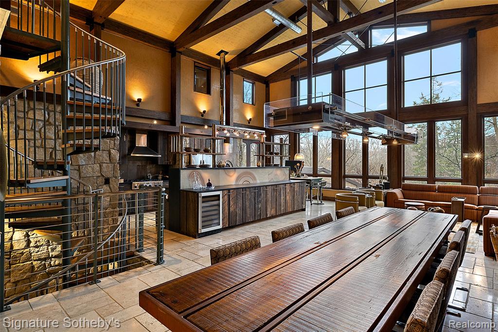 7357 LINDENMERE Drive, Bloomfield Hills, MI 48301 — Photo 13