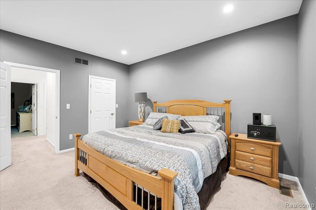 2376 Joseph Tamron Drive W, St. Clair, MI 48079 — Photo 20