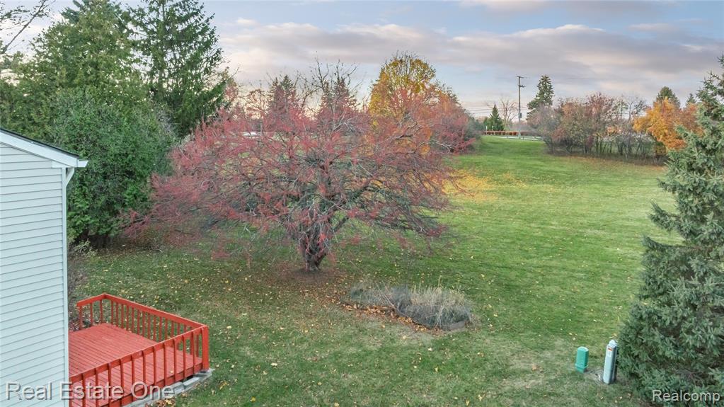 5426 N Piccadilly, West Bloomfield, MI — Photo 68