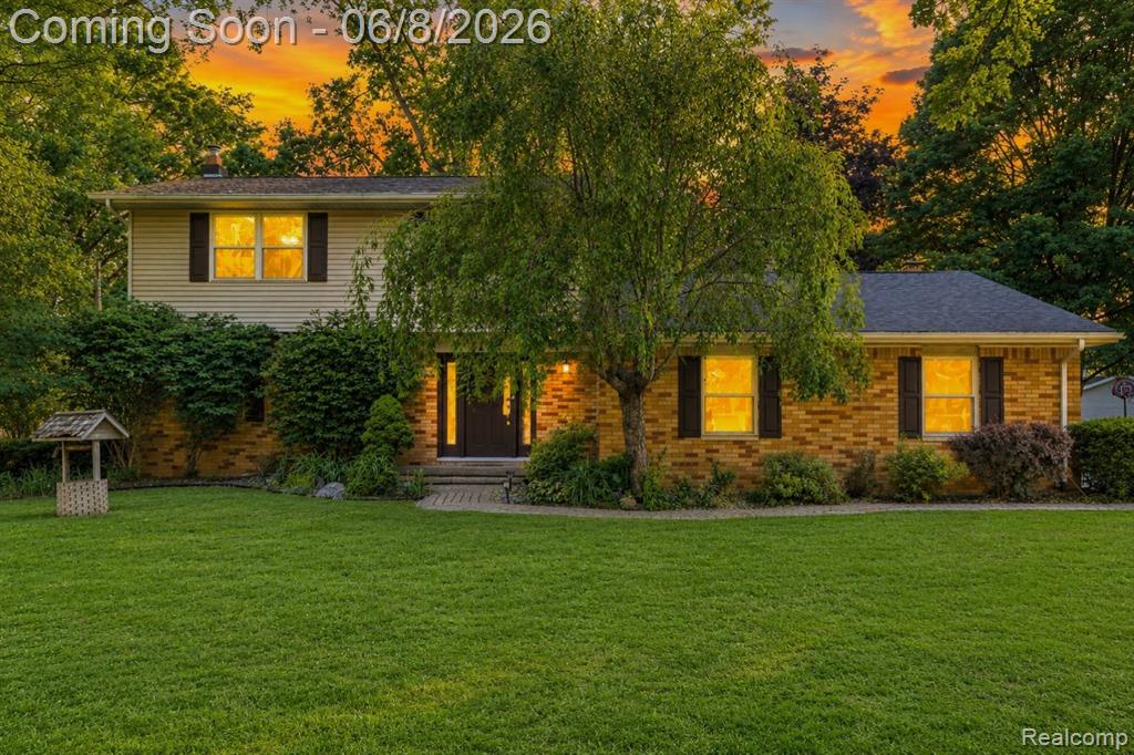 6218 McKenzie Drive, Flint, MI 48507