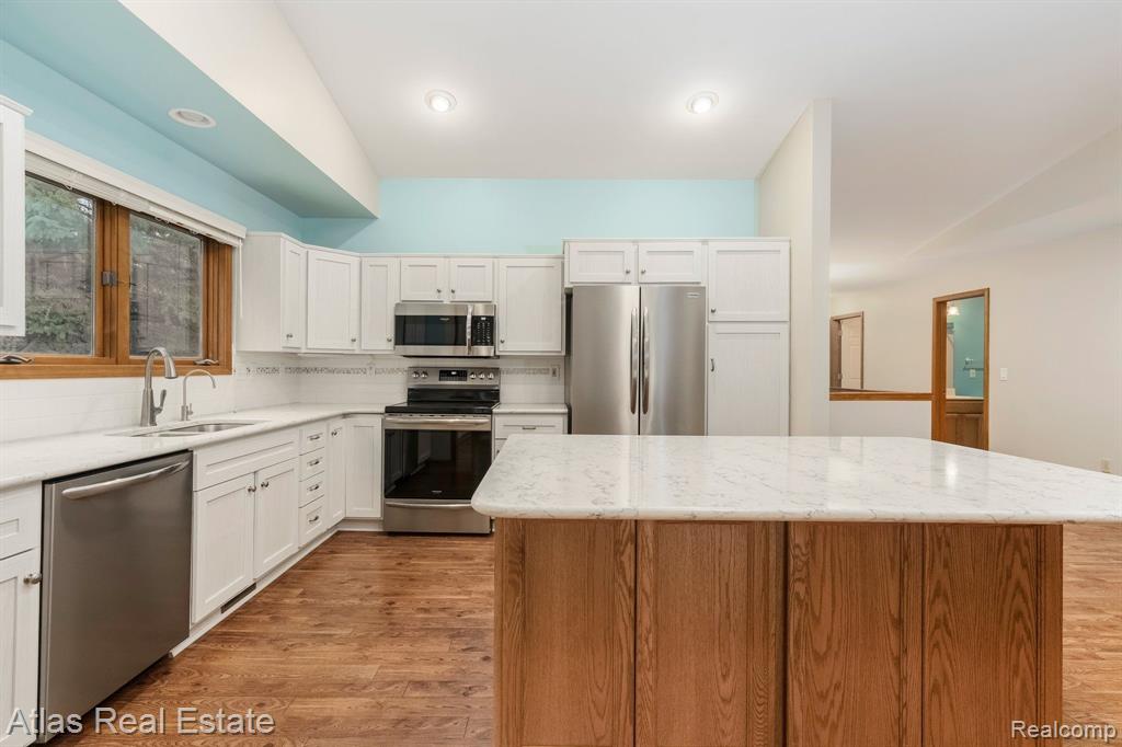 9096 EMILY Drive, Davison, MI 48423 — Photo 17