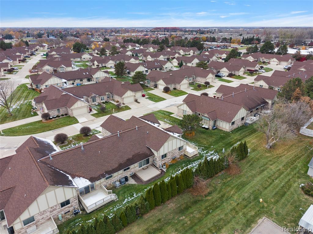 42590 Schienle Lane, Clinton Twp, MI 48038 — Photo 12