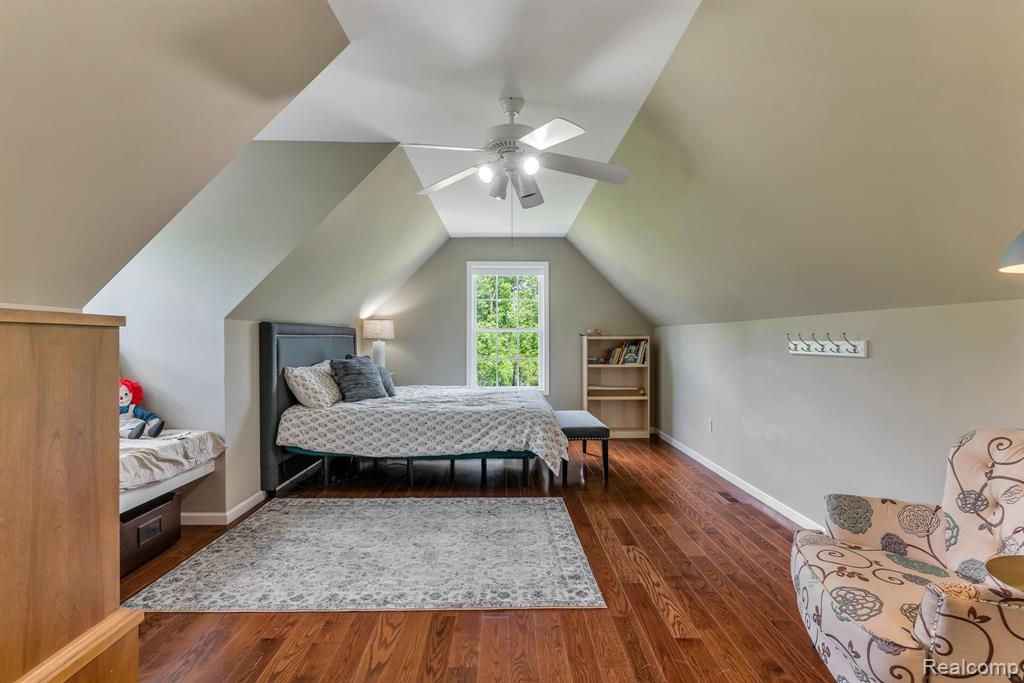 5827 WESTWOOD Drive, Grand Blanc, MI 48439 — Photo 37