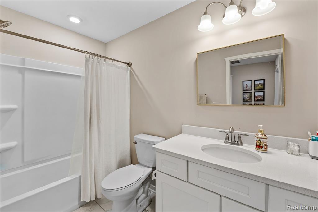 2056 Gambrel Lane, Howell, MI 48843 — Photo 27