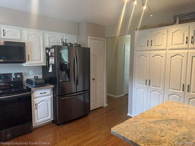 1467 E Krafft Road, 8, Fort Gratiot, MI 48059 — Photo 9