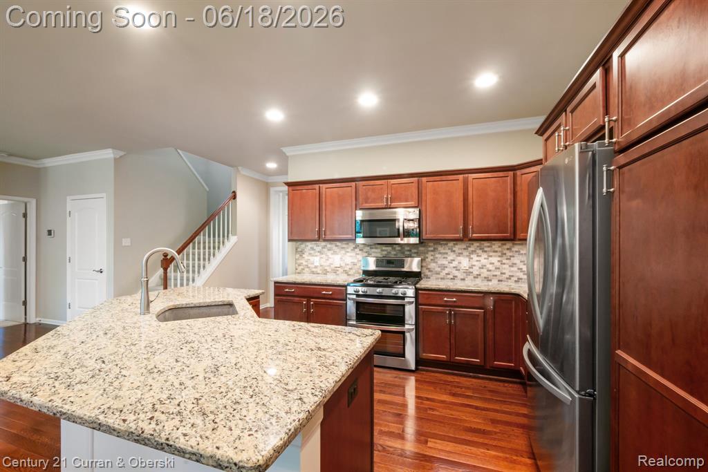 1086 Paddock Drive, South Lyon, MI 48178 — Photo 16