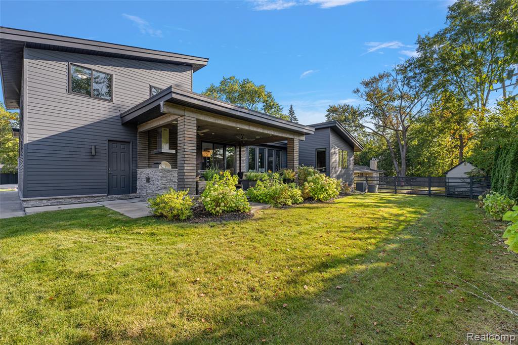 16281 Buckingham Avenue, Beverly Hills, MI 48009 — Photo 43