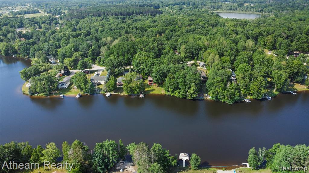 6600 W Shore Drive, Weidman, MI 48893 — Photo 11
