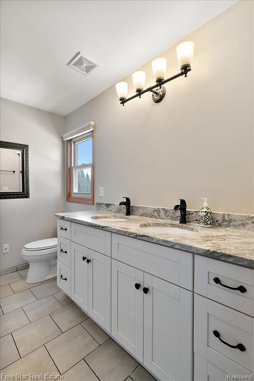 50813 Nagy Court, Macomb, MI, 48044