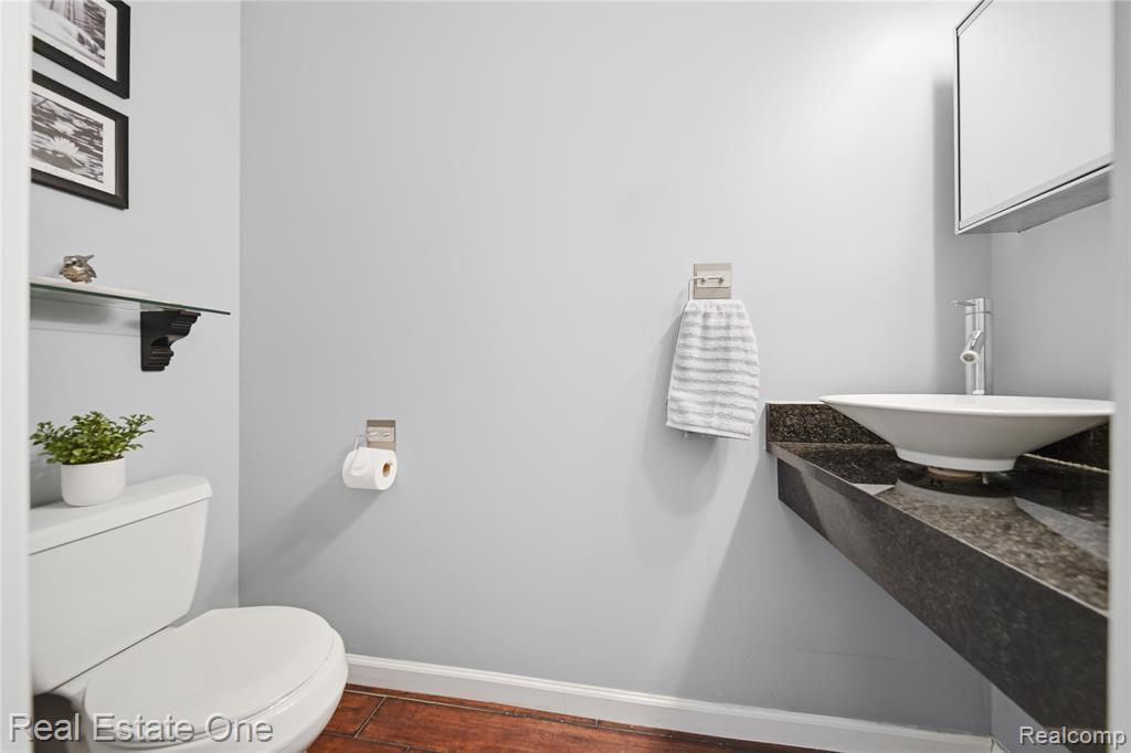 415 Ventnor Commons, Howell, MI 48843 — Photo 16