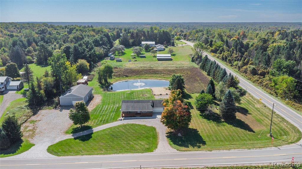 4985 Hollenbeck Road, Columbiaville, MI 48421 — Photo 31